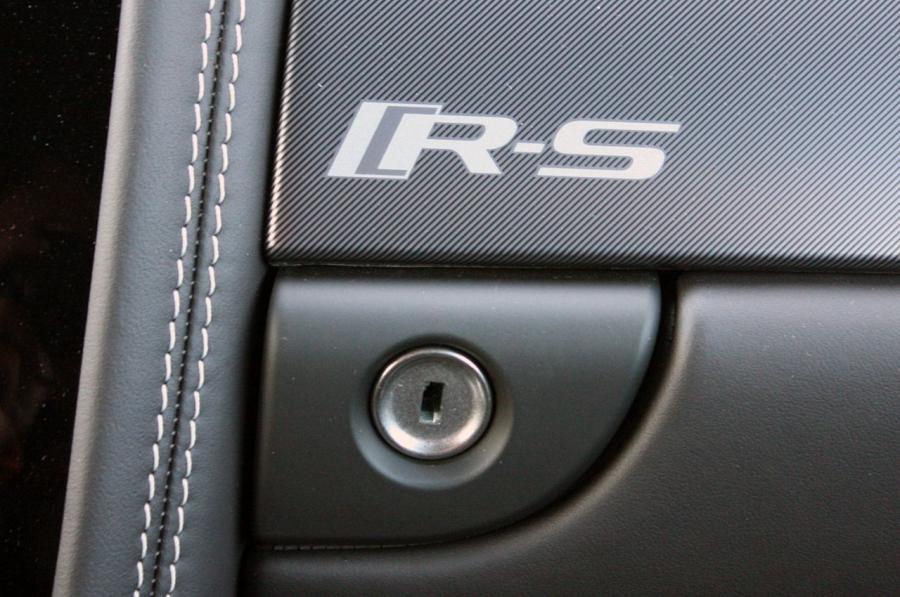  Jaguar XKR-S 2012 года  (фото 14 из 82)